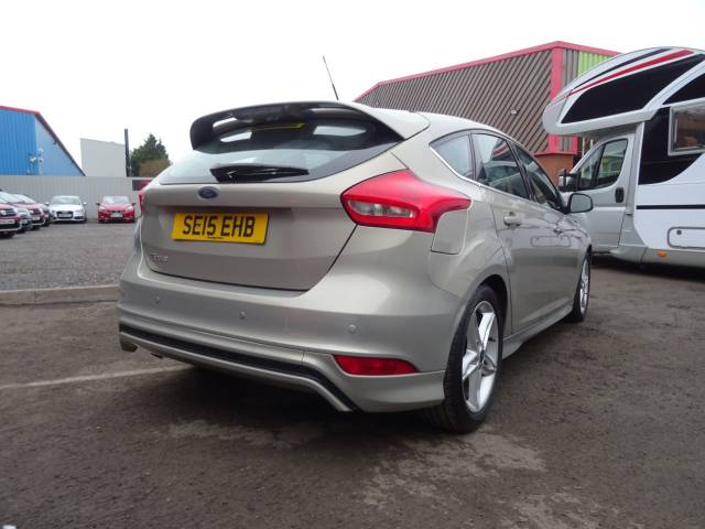 2015 Ford Focus 1.5 TDCi 120 Zetec S 5dr, 1 former keeper, 2 keys