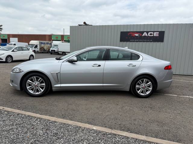 2014 Jaguar XF 2.2d [163] Luxury 4dr Auto, 2 keepers, 2 keys