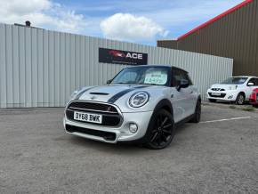 MINI HATCHBACK 2018 (68) at Ace Motor Hub Ltd Scunthorpe