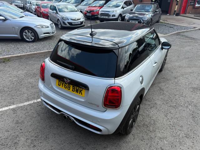 2018 Mini Hatchback 2.0 Cooper S II 3dr, SH, 2 keys, 2 keepers