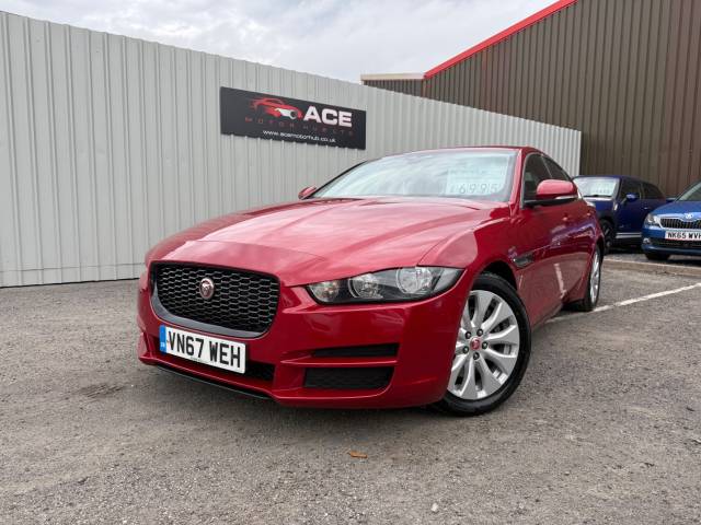 Jaguar XE 2.0d Prestige 4dr Auto, 2 keepers, 12 months mot Saloon Diesel Red
